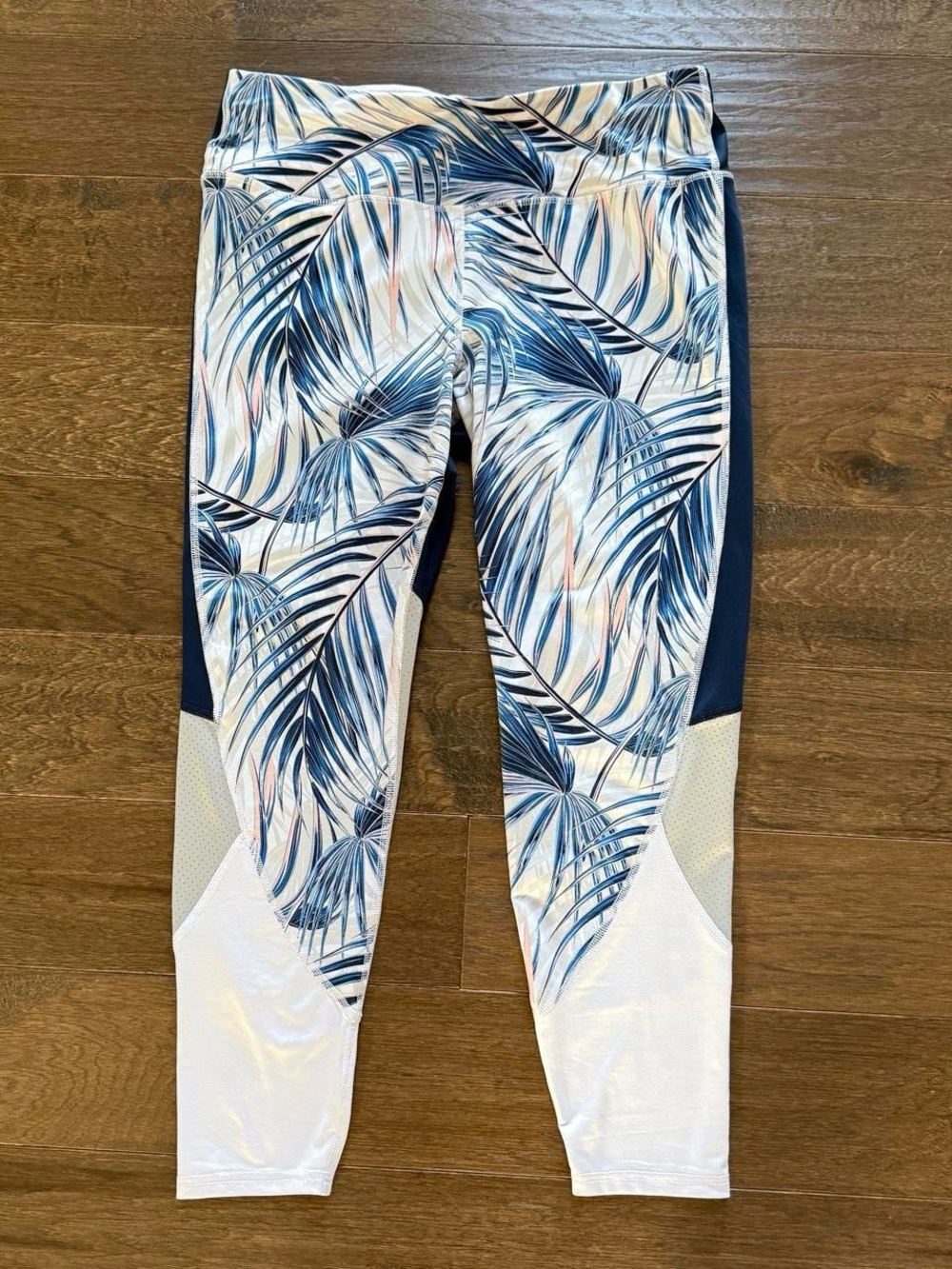 Avia Womens Large 12-14 Tropical Palm Print Mesh Accent Athletic Leggings